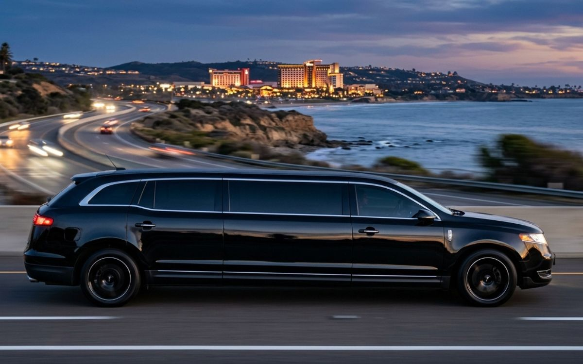 Stretch Limousine — Lincoln MKT Stretch Limousine